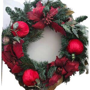 Christmas 19" Wreath Poinsettia Apples Glitter
